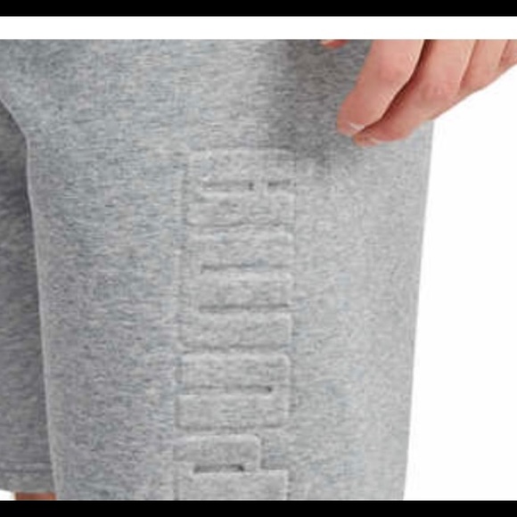Puma Embossed Logo Mens Shorts Gray Size XXL - Picture 2 of 9